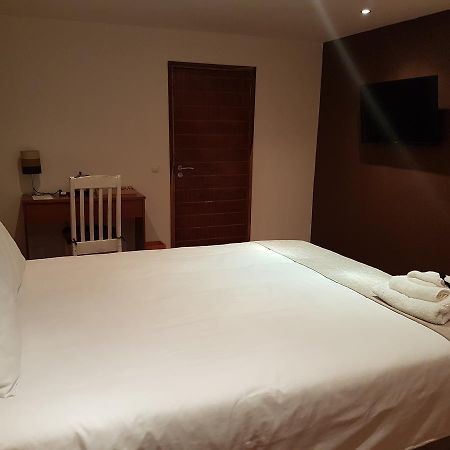 Orquidea Guesthouse Spa & Restaurant Maputo Esterno foto