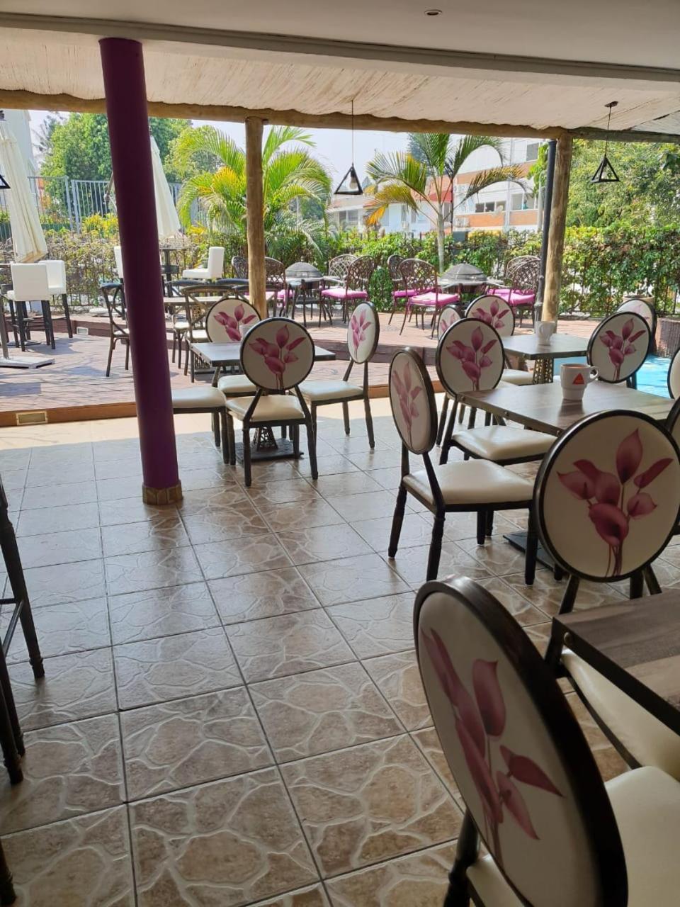 Orquidea Guesthouse Spa & Restaurant Maputo Esterno foto